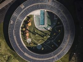 OLM Nature Escape - Eco Aparthotel, hotel u gradu Campo Tures