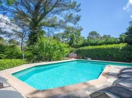 Studio Les cyclamens- Les Ecureuils