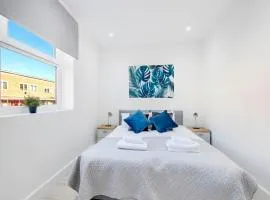 Corby Town Centre Serviced Apartments
