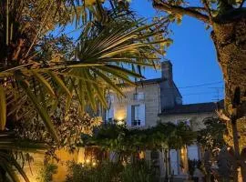 B&B Clos Emilion et table d'hôte en option、VignonetのB&B
