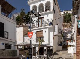 Olive & Ivy Guest House