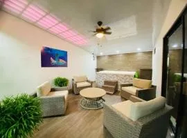 Berni's Deluxe Villa