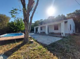 Casa Immersa nella Campagna, hotel v destinaci Aggius