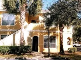 Bright and Spacious 1Bed 1Bath condo