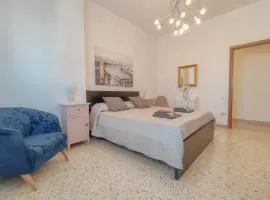 Center - Modern & Spacious Stay by Host Hero