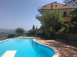 Residenza Panoramica Villa Carmela, khách sạn ở Rocca Cilento