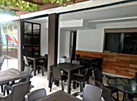 Hotel Med Laureles, hotel in Medellín
