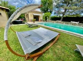 Maison 6p, 3ch, piscine, jacuzzi, cuisine d'été, jardin clos