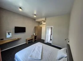 SEAPOINT Boutique Hotel