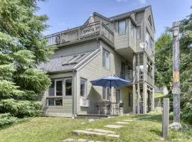 Cozy Lodge on the Mont Tremblant Ski Mountain