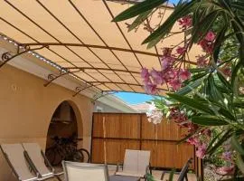 Les Villas Maristella, Villa Oriente