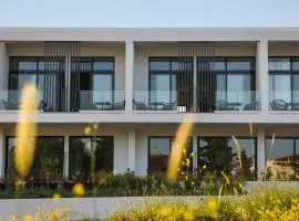 fenias luxury studios