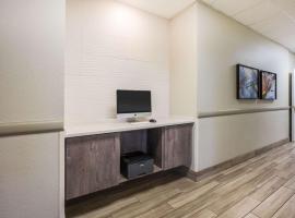 La Quinta by Wyndham Newport, viešbutis mieste Niuportas