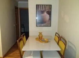Apartamento compartilhado quarto com suite