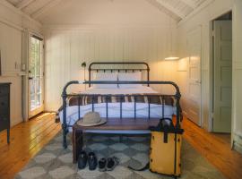 Johnson's Beach Cabins and Campground, lodge ở Guerneville