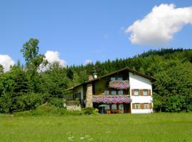 Landhaus Wildfeuer, holiday rental in Kirchdorf im Wald