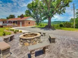 5 Mi to Center Hill Lake Buffalo Valley Home
