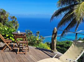 PACIFIC VIEW Homestay, hotel s jacuzzi v destinaci Punaauia