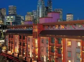 The Edgewater, A Noble House Hotel