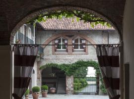 Agriturismo Il Torrione、ピネローロのリゾート