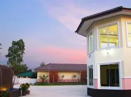 Baan Maesot Boutique Resort