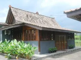 Puri Menoreh Hotel and Restaurant Borobudur
