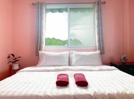 Lake Home Trat, hotel v destinaci Trat