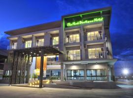 The Peak Boutique Hotel，位于Ban Hua Mi Na的酒店