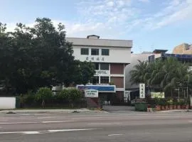 Lai Ming Hotel Cosmoland