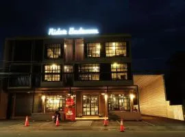 Rider bedroom hostel & cafe