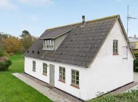 Holiday Home Villingebæk Strandvej Dronningmølle
