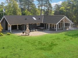 Lovely Home In Rødby With Kitchen, hotel v destinaci Rodby