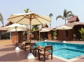 Lana Hotel