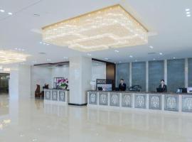 Hundred Hotel Qingdao, hotel en Qingdao