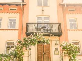 Dorfschänke DEGGENDORF Hotel & Apartmenthaus, hotel v destinaci Deggendorf