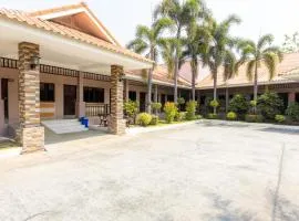 Manee Sangkha Hotel