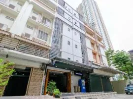 OYO 935 The Palm Apartment