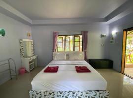 OYO 966 Boss Khaoyai, hotel in Mu Si