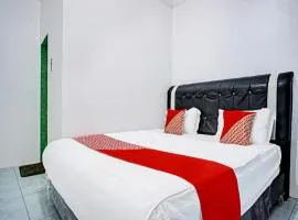 OYO 90209 DK Singarimbun Berastagi Homestay