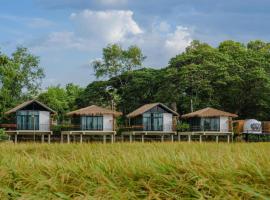 Nornnadubua, hotel a Ban Nam Tok