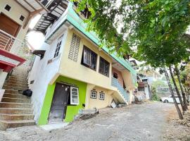 OYO 93277 Villa Kemiloko Syariah, hotel in Prigen