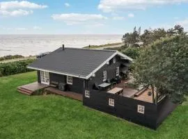 Nice Home In Sjællands Odde