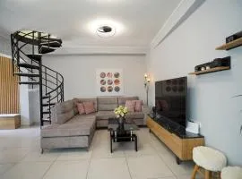 Spacious Maisonette near Beach