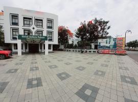 Hotel Indore Palace - Feel at Home- Walking distance from Saibaba Temple, hotell sihtkohas Shirdi