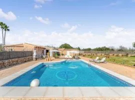 Gorgeous Home In S'alqueria Blanca
