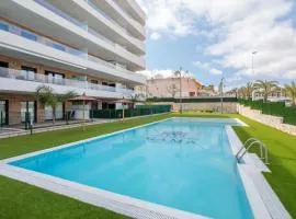 ARENALES terrace refugee new apartment with pool and gym