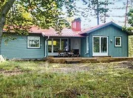 Two-Bedroom Holiday Home In Hyltebruk