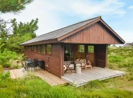 Three-Bedroom Holiday Home In Oksbol