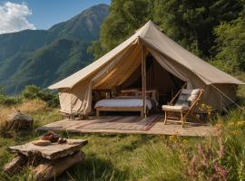 Nuit insolite en plein cœur de la nature, hotel in Névache