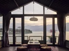 Yakamoz Haijie Hotel